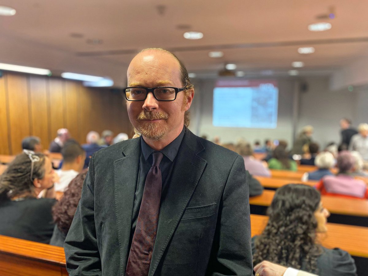 Prof Andrew Gardner <a href="/andy_n_gardner/">Andrew Gardner 🇪🇺🇬🇧🔸#FBPE 🇺🇦</a> gave his Inaugural lecture last night in front of colleagues, students, family &amp; friends. With 30 years at the <a href="/ucl/">UCL</a> IoA Andy said “the IoA is in my blood and in my bones” 
#ThinkDifferentlyThinkArchaeology