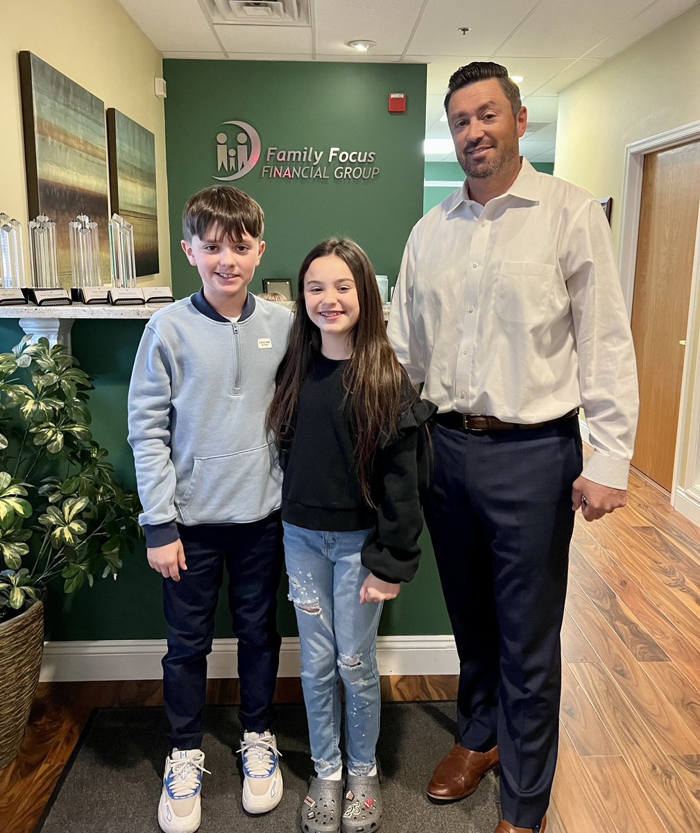 FamilyFocusFG's tweet photo. It’s National Take Your Child to Work Day and there’s nothing FFFG loves more than family. 💚

What a great picture of Shane and his children! 📸 https://t.co/R3xKRbjOQV