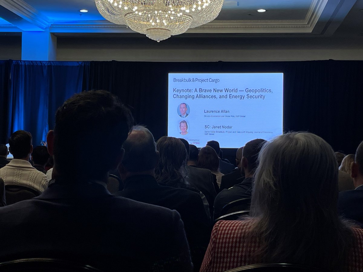 UNOTI's tweet photo. We are excited to have attended #Breakbulk23 hosted by @JOC_Events! In particular, our students participated in the 'Breakbulk Academy' and 'Industry Introductions' programming, where they learned about the industry and connected with potential employers. https://t.co/DPh4uQpXbf