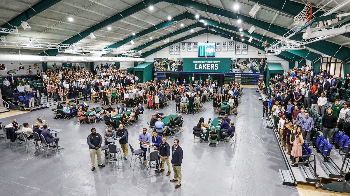 HurstAthletics's tweet image. Mercyhurst announces their Shamrock Awards major awards finalists.

📰: bit.ly/3LAhWzn