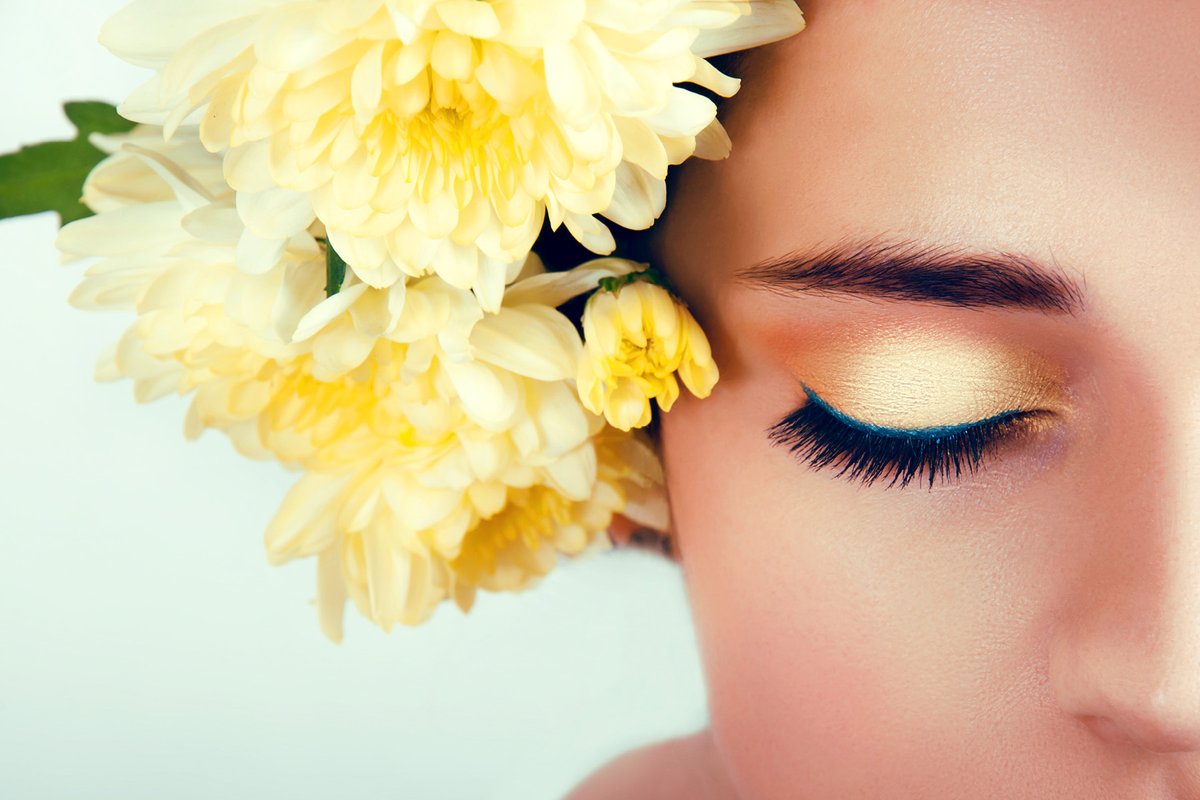 almeida_wendy's tweet photo. Rose are red.
Violets are blue.
My lashes are long.
Yours can be too.
https://t.co/HpWEd6Qf59
#eyelashextension #eyelashes #longlashes #lashes #springlashes #spring #spa https://t.co/roQ71Sho8S