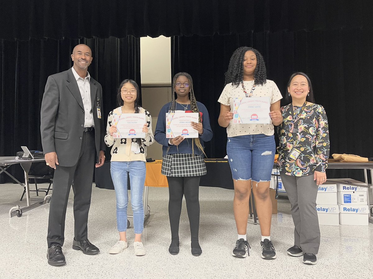 HNGCLibrary's tweet photo. In celebration of #SchoolLibraryMonth & #NationalLibraryWeek , we recognize these students for their reading achievement & consistent participation in Lib events @HNGCBears @Alief_Libraries @librarianRamos #HNGCReads #BearsRead #ReadToLearn #ReadForFun #ReadForLife @pricewilliam https://t.co/YhbqACVLsj
