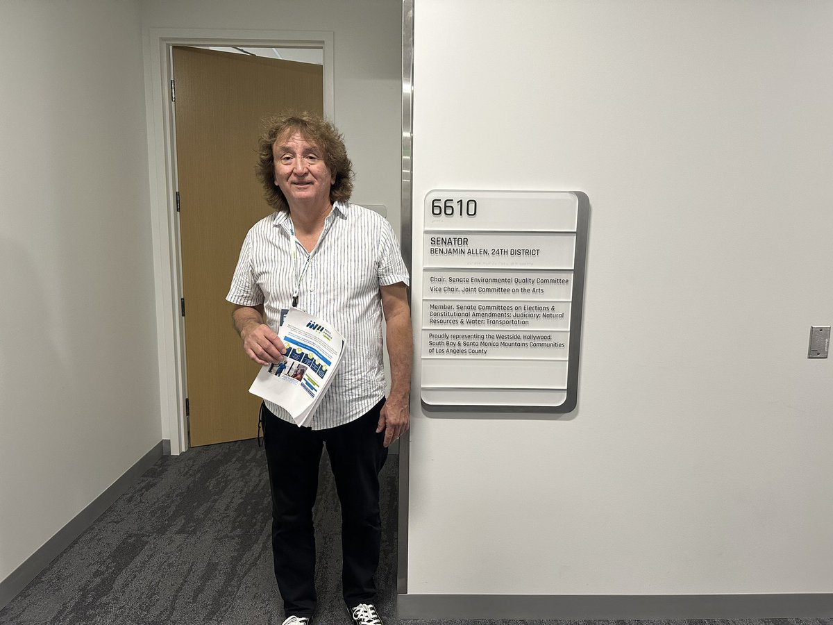MOWWest's tweet photo. Democracy in action! MOW West spent the morning at the State Capitol advocating for our homebound clients who rely each day on our services. #mealsonwheels #mowca #advocacy #mowca2023 https://t.co/quiGxLSkxM