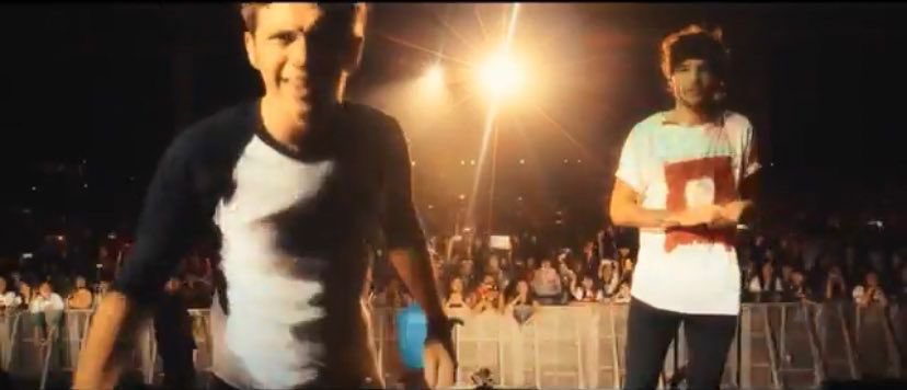 louistmxdicine's tweet photo. Ele colocou um momento com cada um, eu não estou bem louis tomlinson https://t.co/izxcoYNfCF