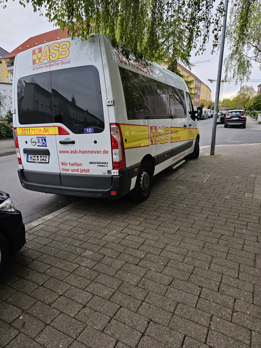 Hey <a href="/asb_de/">ASB Deutschland e.V.</a> wie viel wiegt der Opel?