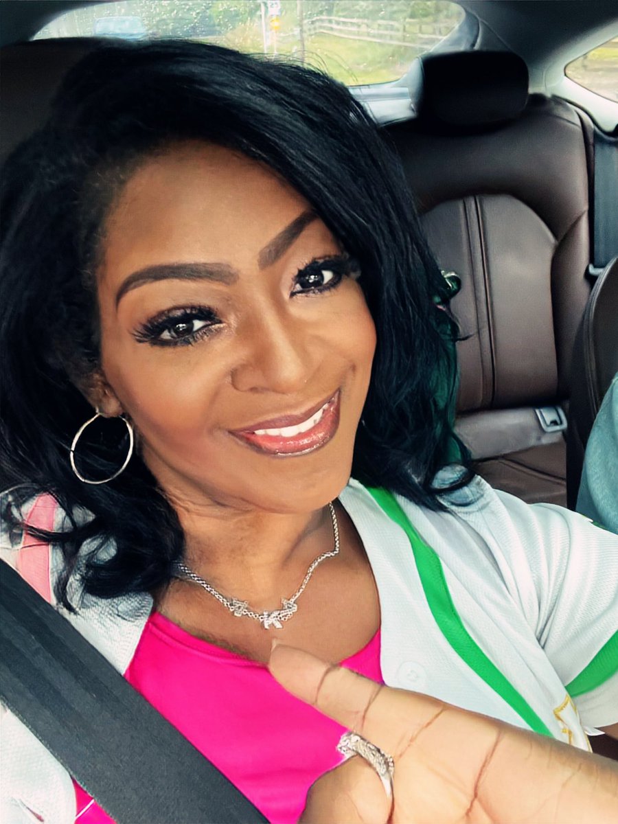 ksb1908's tweet photo. Rain rain go away!!! 🌧️ I’ve got places to go and #SORORS to see! 💗💚✈️ #70thSARC #SoaringwithAKA #AKA1908 #TuneinSAR #LifeMember #BetaPi #TEO https://t.co/TvELw7ZWXd