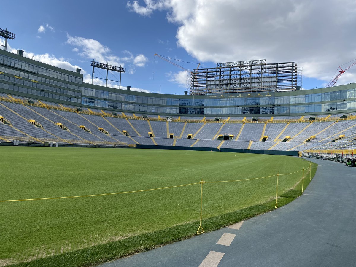 mikeackerdotcom's tweet image. Brewers Stadium. Lambeau Field. Harley Davidson Museum. Speaking at events brings me to all kinds of cool places to help amazing audiences and learn about innovative companies and people. #keynotetravel #expinbound #speakerbrand #speakwithconfidence