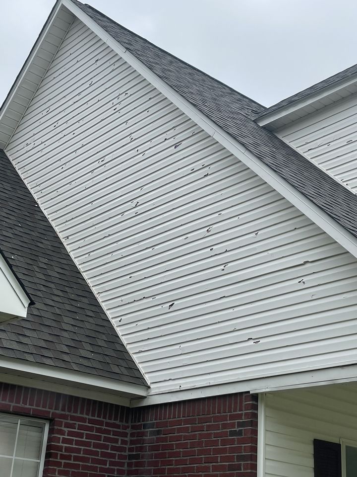 Eric Jeansonne on Twitter "Busted siding on this home in Wade, MS in