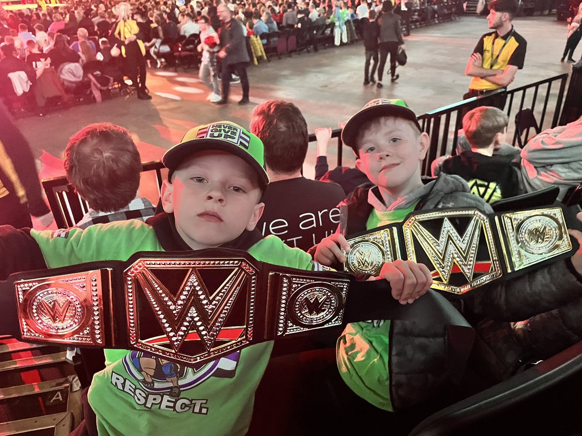 ThomasDMcManus's tweet image. We’re ready!!!!!! #WWEManchester