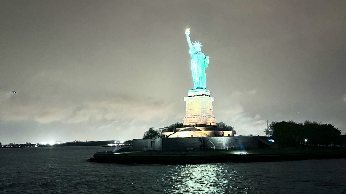 PaulKlein_'s tweet image. Quick trip to NYC for @AAFNational board meetings. Congratulations to new board members Chris Beresford-Hill, Tim Braz, @SethMatlins, @laurelrossi2, Robert Wheeler, &amp;amp; #adnetzero, and to @Unilever @unileverusa for being inducted into the Advertising Hall of Fame. #AHOF2023