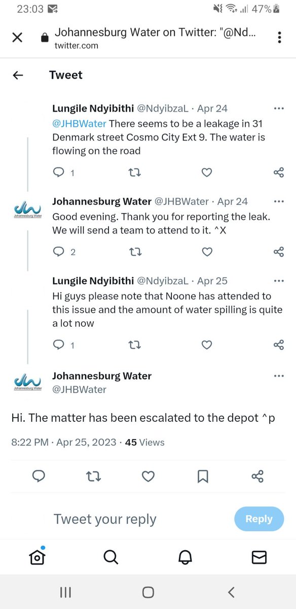 NdyibzaL's tweet photo. @JHBWater I reported a pipe burst on Monday, I received this reference number 404275397. My neighbors reported and received this Ref No. 8005958637 water is still leaking https://t.co/xOnIvAZy0Z