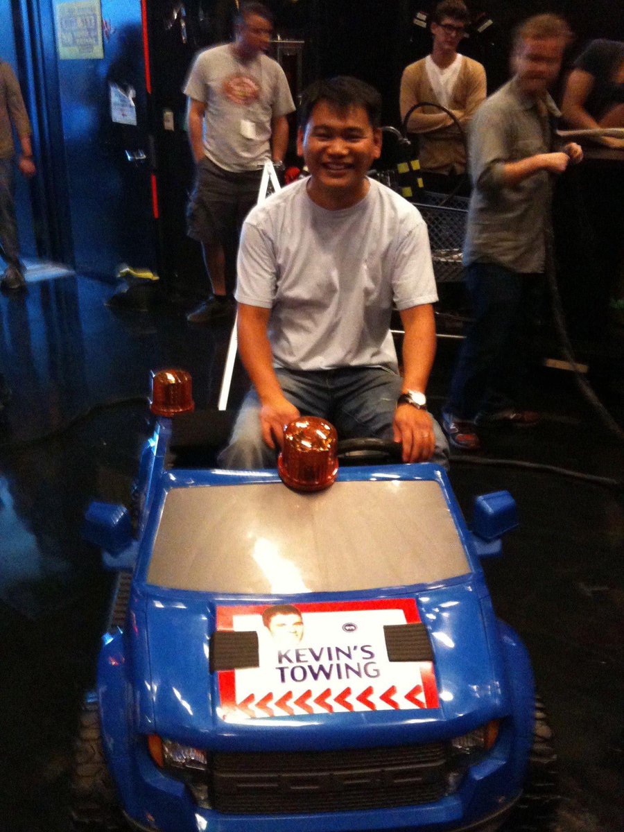 FrontRowFlynn's tweet photo. @BoltTheWord @AttackoftheDoc @ThatChrisGore @FilmThreat Here you go - Alan Wu, seen here taking the #UHF car for #KevinPereira’s Clubhouse for a test spin. Just another day on @aots. 🤓
Great video, glad you liked the film so much!
#attackofthedoc #g4tv #attackoftheshow #filmthreat #dualanimal #chrisgore #oliviamunn #frontrowflynn https://t.co/j1G6xevRFj