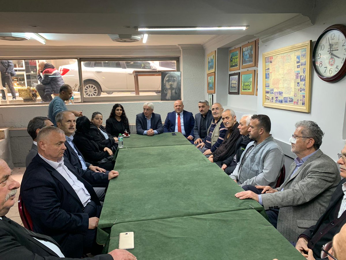 MHPEYUPSULTAN's tweet photo. MHP İstanbul 2. Bölge Milletvekili adayımız Birol Gür ve Nevra İmamoğlu ile Kastamonu Cide Yalçınköyü Derneğini ziyaret ettik.
@_MHPistanbul_

#istanbul #mhp #eyüpsultan #eyüp #mhpEyüpsultan #milliyetçihareketpartisi #modesa #Secim2023 https://t.co/JMDkoG92SE