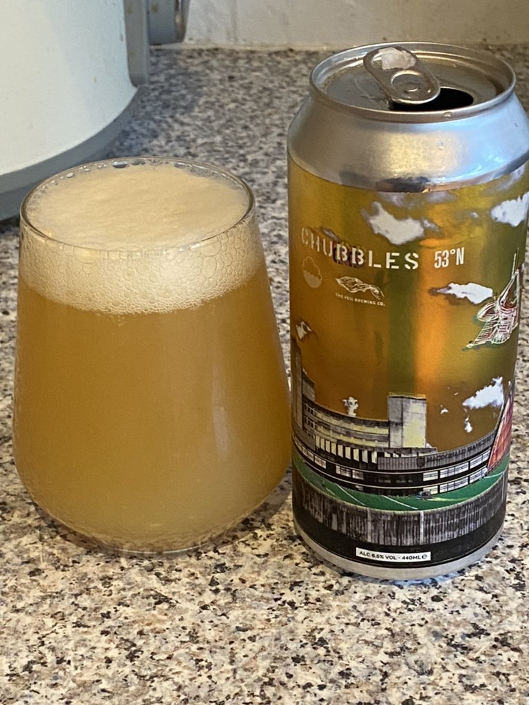 craftwo04350732's tweet photo. From @cloudwaterbrew and @theveilbrewing #collab #chubbles 53 degrees north ,this is truly a great #newengland #ipa 7% and packed full of lovely tropical flavour hops include nelson sauvin #galaxy #citra #eldorado #enigma https://t.co/GecUwax9W1