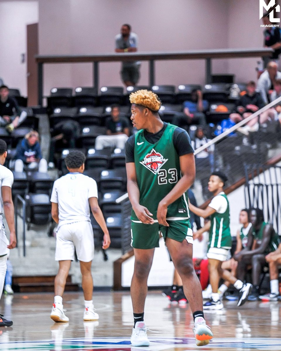 #BIGSHOTS #CarolinaLive 

⭐️TOP 17U FORWARDS | BIGS ⭐️

Jayden Pretty - 24
Emmanuel Black - 23
Malik Smith - 23
Khalil Campbell - 23
Bo Koebbe - 24
Ahmed Javo - 24 
Luis Ruiz - 23
Juan Ruiz - 23
Nathaniel Plotner 23
Mason Smith - 24
Landen Lyerly - 25
Jarvis Tayler - 24
David