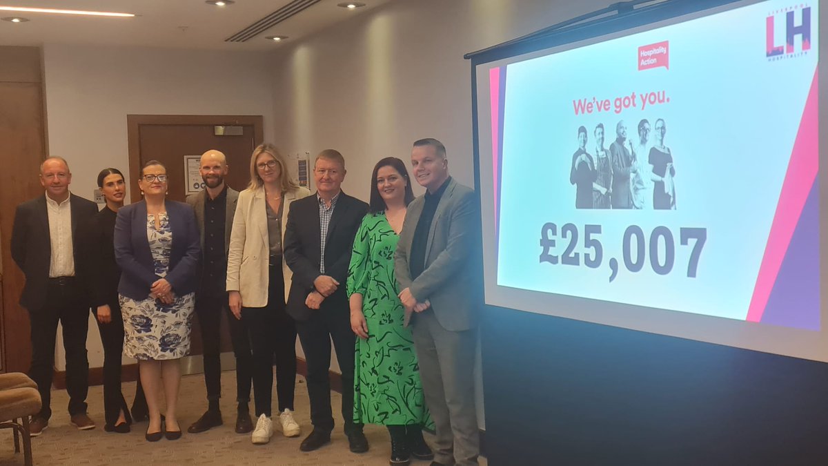 Great Aftershow Suppliers thank you event for the LH People Award. £25k raised for @HospAction still blows us away. Thanks to so many @thesvgroup1 @CoolBreezeEvent @TitanicHotelLiv @MSPGlobal @BarfectionUK @LpoolBIDcompany @TheGuideLpool @ExpediaUK and so many more