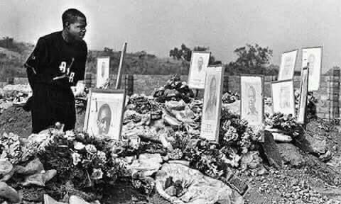 SeyaSwali's tweet photo. I can't believe it's 30 years today. April 27th, 1993 was such a dark day in Zambian history. We will never forget our amazing national team. Gone but never forgotten. #GabonDisaster #Zambia #football https://t.co/Hzx5q299Bq