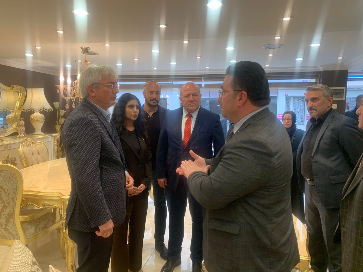 MHPEYUPSULTAN's tweet photo. MHP İstanbul 2. Bölge Milletvekili adayımız Birol Gür ve Nevra İmamoğlu ile İstanbul Mobilyacılar Çarşısını ziyaret ettik.

@_MHPistanbul_

#istanbul #mhp #eyüpsultan #eyüp #mhpEyüpsultan #milliyetçihareketpartisi #modesa #Secim2023 https://t.co/YI1yzPfDGg
