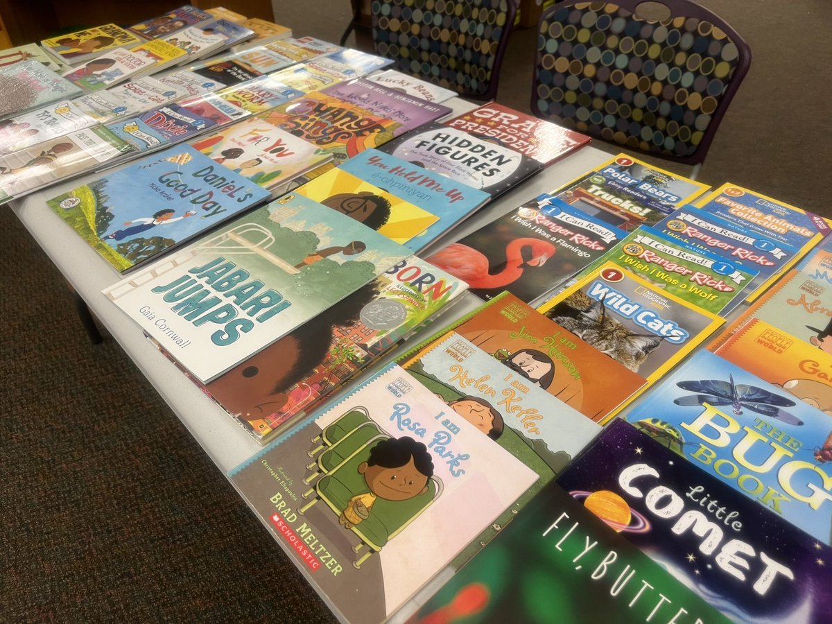 The rain can’t keep the 📚joy away! Another awesome book distribution  <a href="/EastGarnerES/">East Garner Elementary School</a> !
 
The book selection was phenomenal. 

A big shout out to all the book drive hosts &amp; volunteers making it possible for each student to take home 10 books that they’re eager to read over summer!
