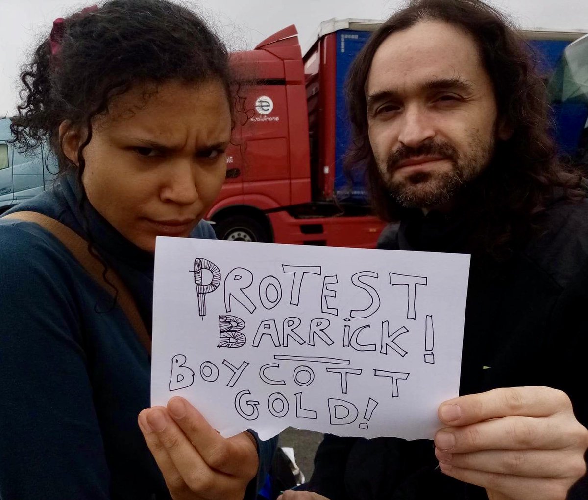 BravoMilagro1's tweet photo. In Solidarity with communities affected by BARRICK GOLD Corporation’s #LEGAL #GOLD #MINING!
#LOSS OF BIODIVERSITY #TOXIFICATION OF WATER WITH MERCURY &amp; CYANURE!
The Earth &amp; peoples lives matter!
#ProtestBarrickGold
#WATERisLIFE!
#BoycottGOLD4IndigenousPeoples!
#Boycott4Wildlife! https://t.co/Qm1c88ACGR