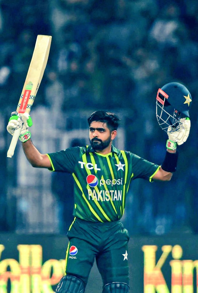 CrazyyyMiss's tweet photo. 12000 international runs for BABAR AZAM💚🤍 https://t.co/2TEVC8jR9h