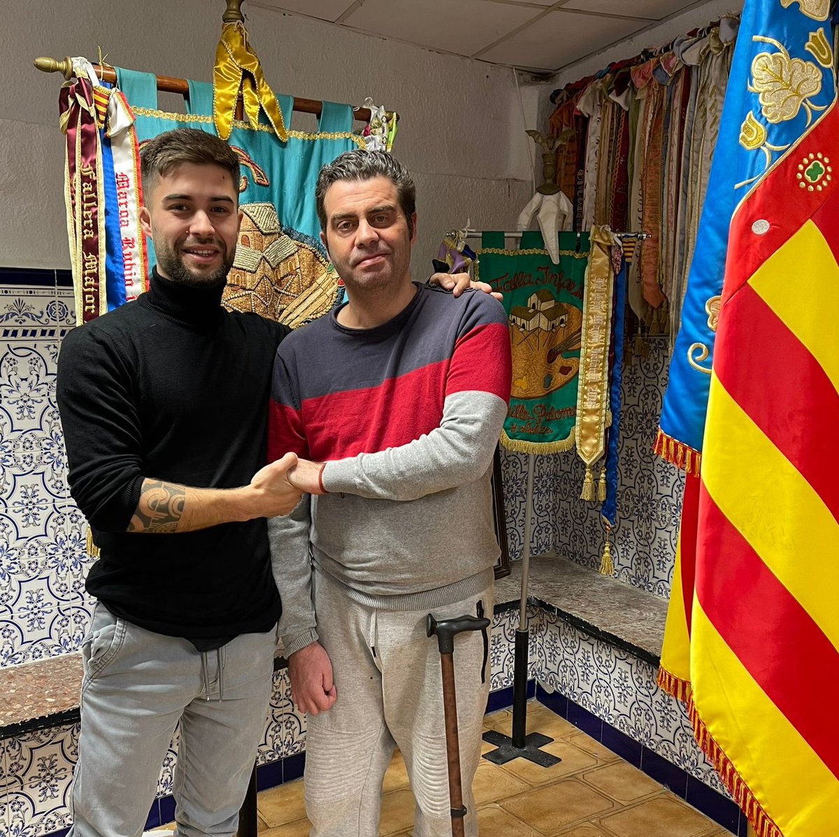 murilloipalomar's tweet photo. Després de que la Junta Directiva ho aprovara, la nostra comissió comptará amb Rubén Vela per a la realització del monument gran i a Sevior &amp; Priol per a la construcció del monument infantil.
Renovades il·lusions per a les Falles 2024. https://t.co/B7Wy9vBXT7