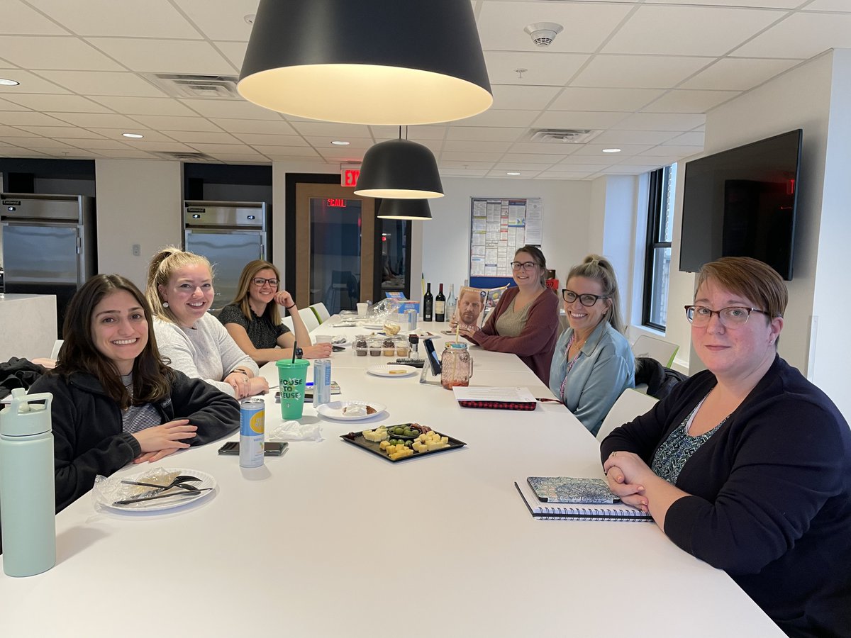 FreedMaxick's tweet photo. Our Freed Reads Book Club spared some time during busy season to read Prince Harry’s memoir. Book review: ⭐️⭐️⭐️⭐️
#FreetoConnect #Spare https://t.co/TPsk5jl3ag