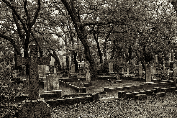 RichardsDebby's tweet photo. New artwork for sale! - "Old Burying Ground 1" - https://t.co/08ZHvaDORi @fineartamerica https://t.co/vhPfvcIdN4