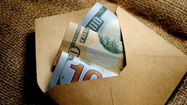 MoneyUnder30 tweet media