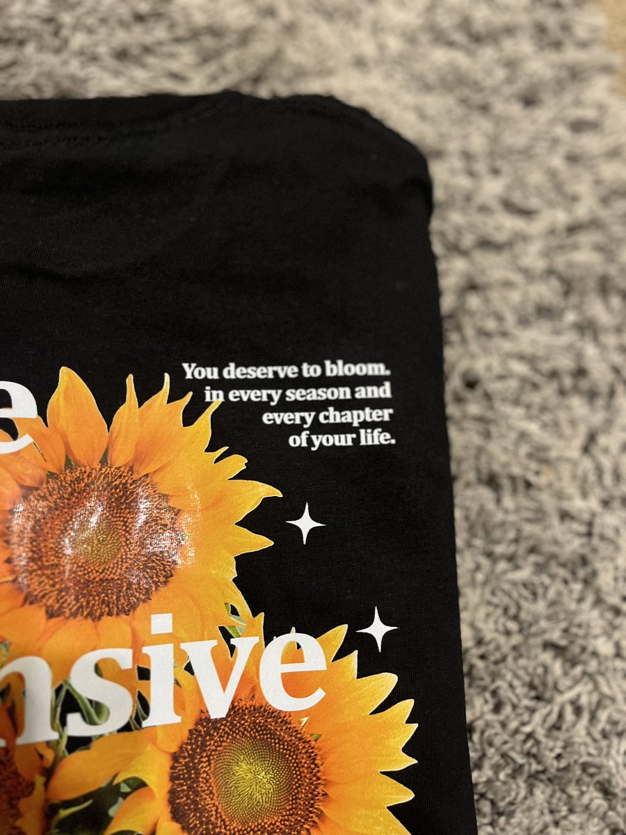 1expensive_mind's tweet photo. 🗣️High Quality designs, high quality tees…High quality experience 🌻🌻🔥🔥#Expensivemind #stayexpensive https://t.co/rJ10tvuNhd