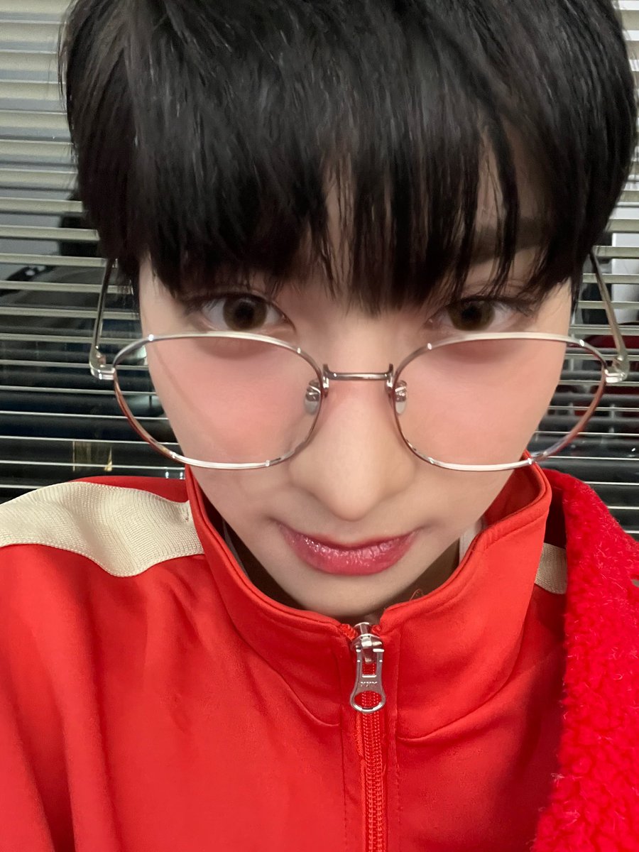 Blitzers_Fr's tweet photo. [📝] 27.04.23 - FANCAFÉ

[#SYA] 🦫 Je ne pouvais pas prendre de selfie hier

Je suis désolé, je vais le remplacer par des selfies du MV

@WUZO_BLITZERS #BLITZERS https://t.co/SOGeBnEy6U