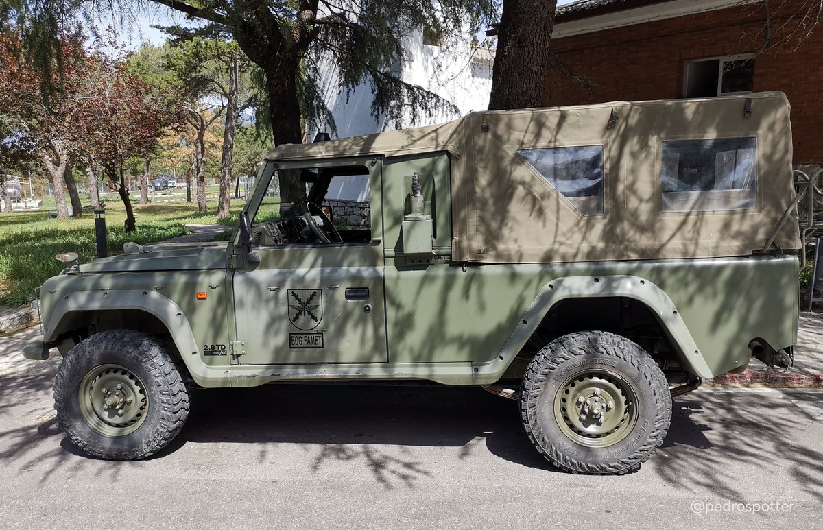 pedrospotter's tweet photo. Retomando la actividad después de unos días difíciles, aquí os dejo unas fotos de #vehículos #Militares presentes en la #Base #CoronelMate en #ColmenarViejo @FAMET @EjercitoTierra #ejercitotierra #España  Encajarían en @CasusBelliPod https://t.co/k6wvV8yvN6