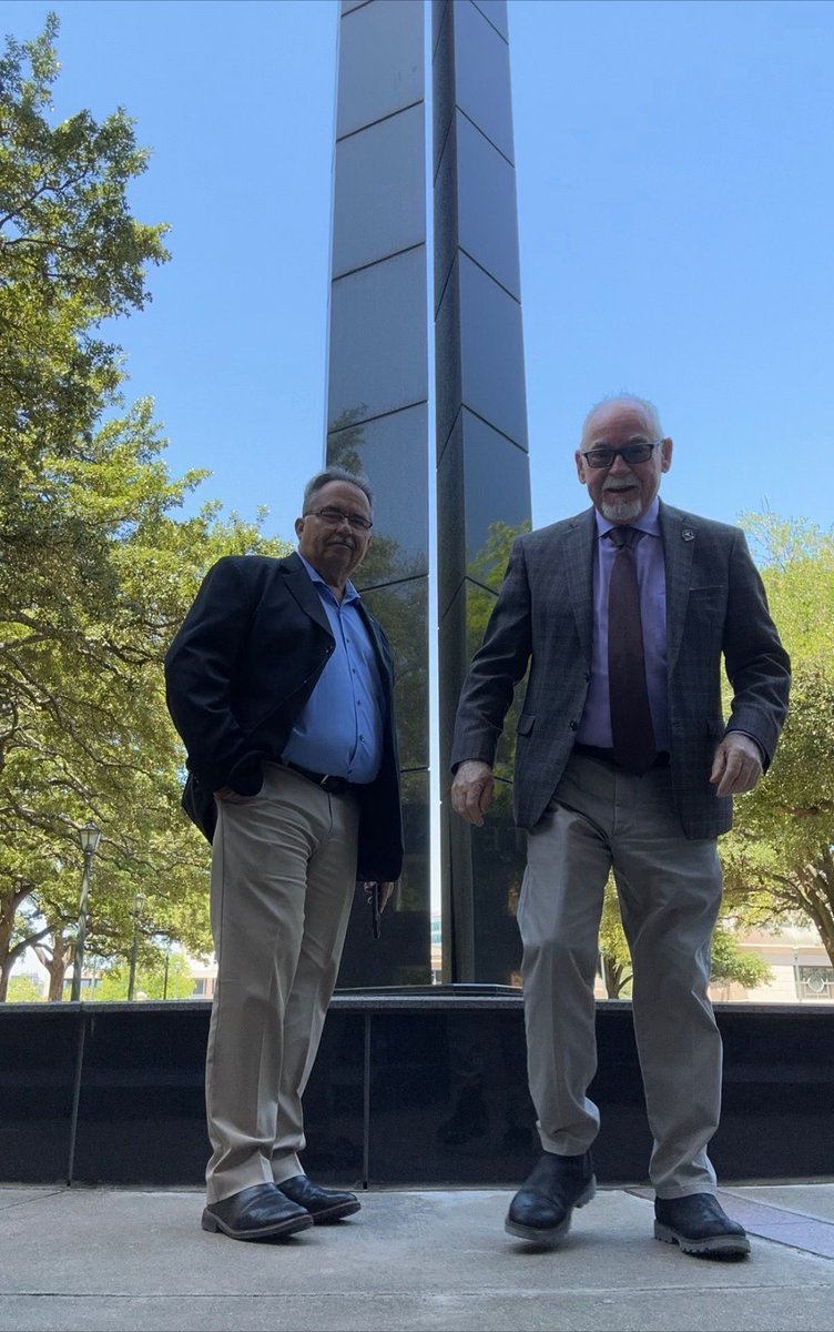 CLEAT's tweet image. CLEAT President Marvin Ryals and Executive Director @charleywilkison walked over for a visit to the TX Peace Officers Memorial wall this afternoon. A quiet time to reflect on our fallen heroes before the two big memorial events this weekend. 🙏💙