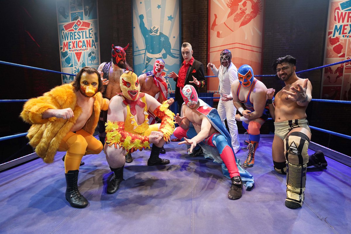 Dominos_UK's tweet photo. Got some mates round for pizza tonight - could get rowdy. https://t.co/Zvf30WAw5d