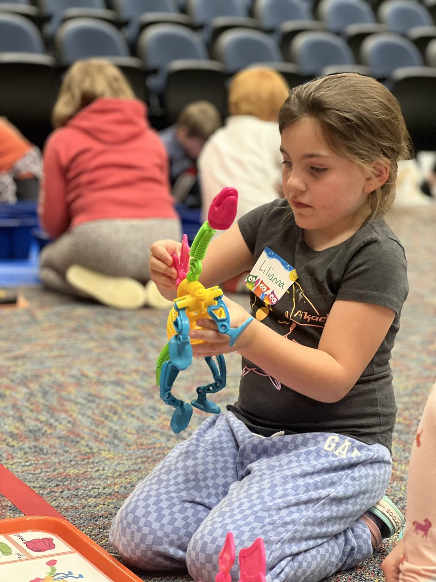 Lauren Gutting tweet media