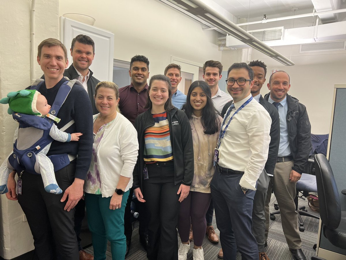 The best research group in the world 🦴 <a href="/nyulangoneortho/">NYU Langone Orthopedics</a> <a href="/NYUARResearch/">NYU Langone Adult Reconstruction Research Center</a>