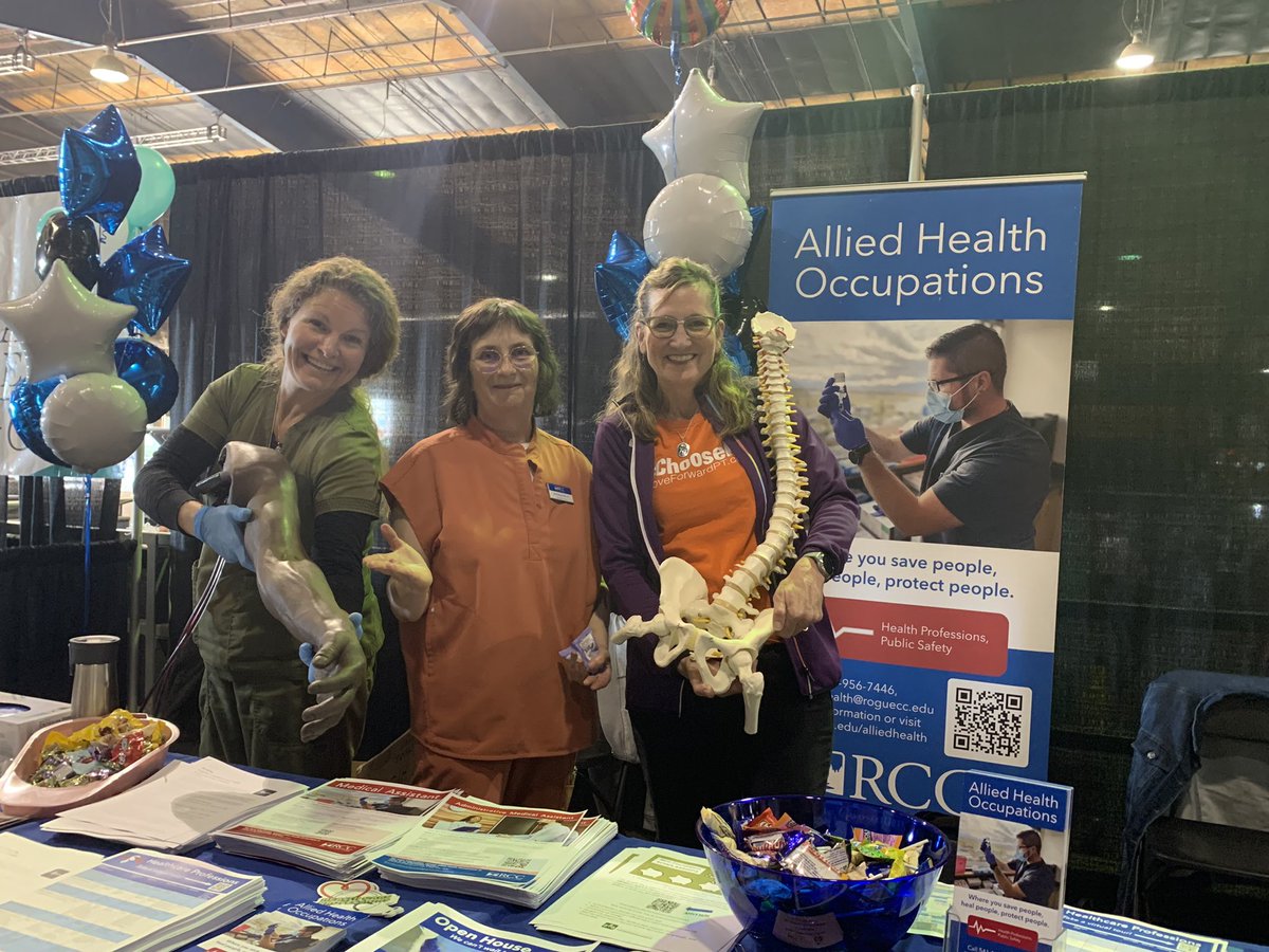 chowardpt's tweet photo. Having a blast repping PT with healthcare colleagues at the Careers in Gear event for Rogue Valley high school students. @RogueCC @LaneTitans #physicaltherapy #healthcarejobs #communitycollege #BetterTogether #ChoosePT https://t.co/ixQmpOSWvc
