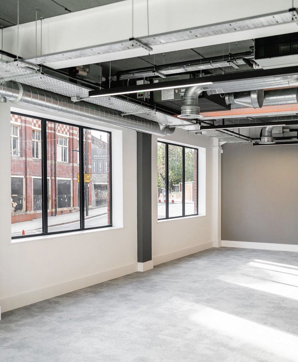 CoachWorksLeeds's tweet photo. High tech spaces flooded with light. A perfect #workspace for todays office culture. Right in the heart of Leeds city centre. 

Just two suites remaining #tolet 

#flexibleworking #tech #culture #connectivity #leeds #sustainable #transport #highspec #officespace #amenity https://t.co/JXthB6Uqfr