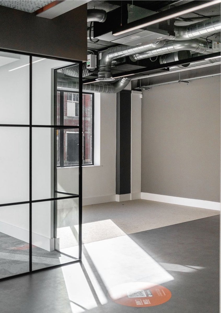 CoachWorksLeeds's tweet photo. High tech spaces flooded with light. A perfect #workspace for todays office culture. Right in the heart of Leeds city centre. 

Just two suites remaining #tolet 

#flexibleworking #tech #culture #connectivity #leeds #sustainable #transport #highspec #officespace #amenity https://t.co/JXthB6Uqfr