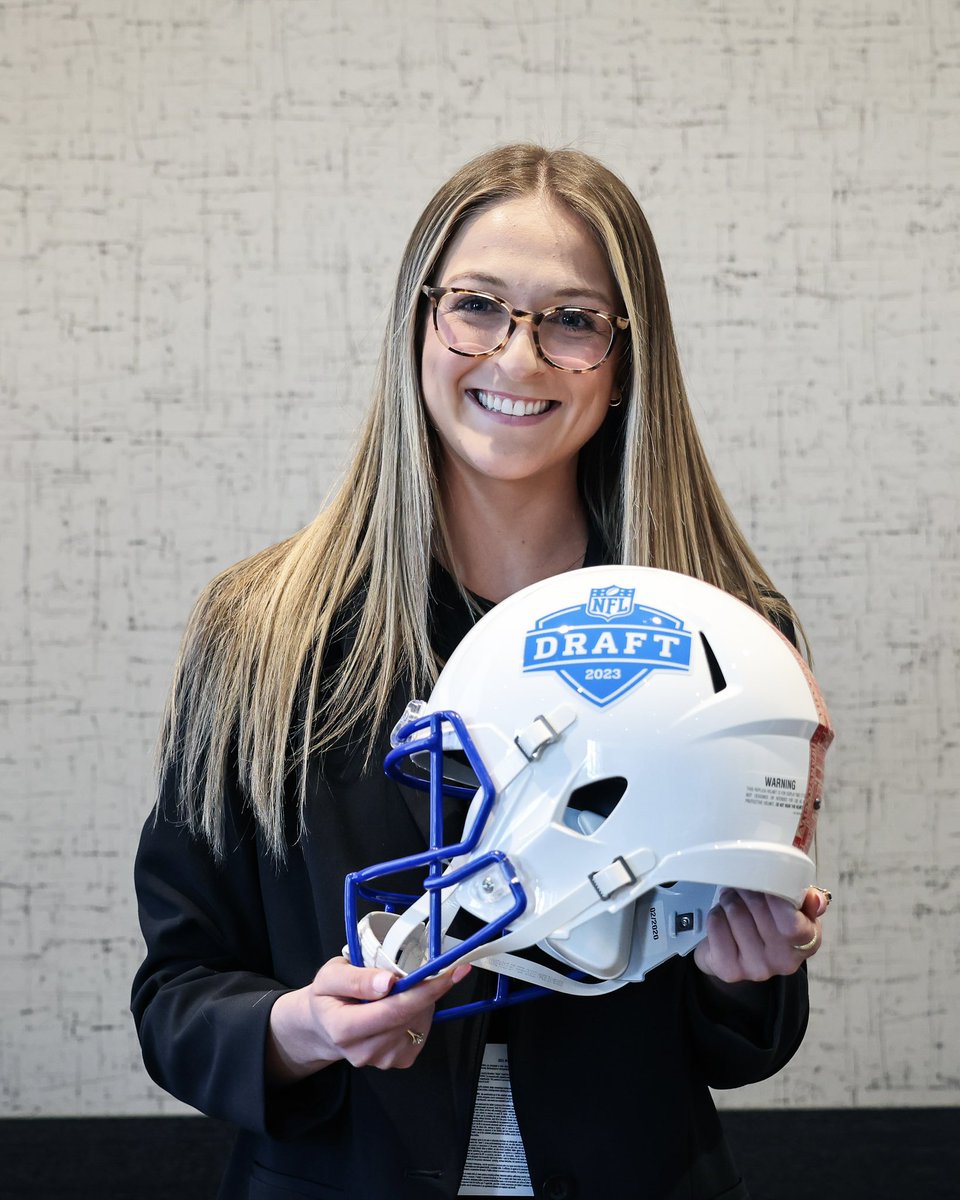 NCAA's tweet photo. Full circle moment for former NCAA PGIP @madisonburrier and now Marketing Operations Associate at @RiddellSports as she presented to the NFL/NCAA Administrators Academy learners today! 🏈

#NCAALearnLead x @nflplayfootball https://t.co/xSwXy0xXXI