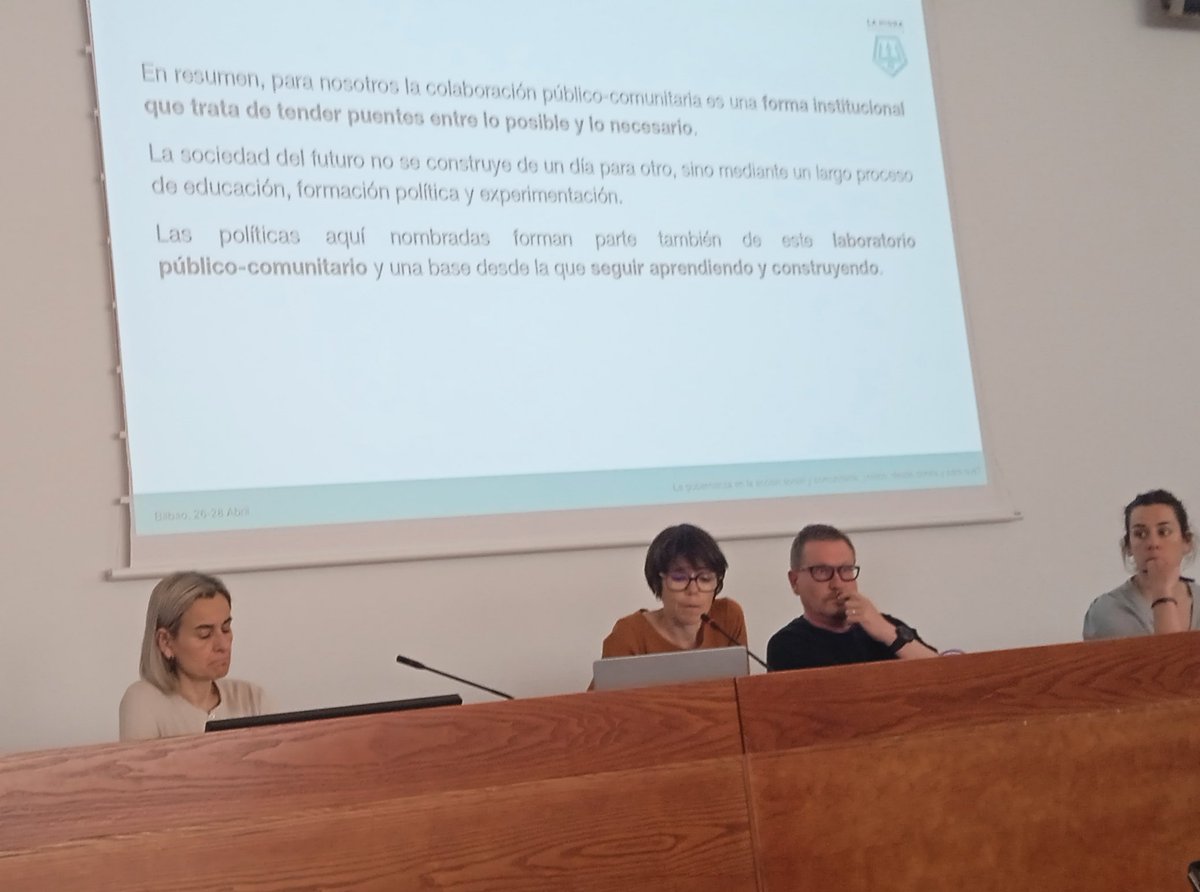 ricardgoma's tweet photo. En jornadas #ParteHartuz2023, @LaLaieta_ plantea retos clave en procesos de construcción de marcos público-comunitarios: resignificar lo público + allá de lo institucional; generar derecho comunal y democracia económica; poner en el centro la interdependencia y la sostenibilidad. https://t.co/8S1hwRFhRL