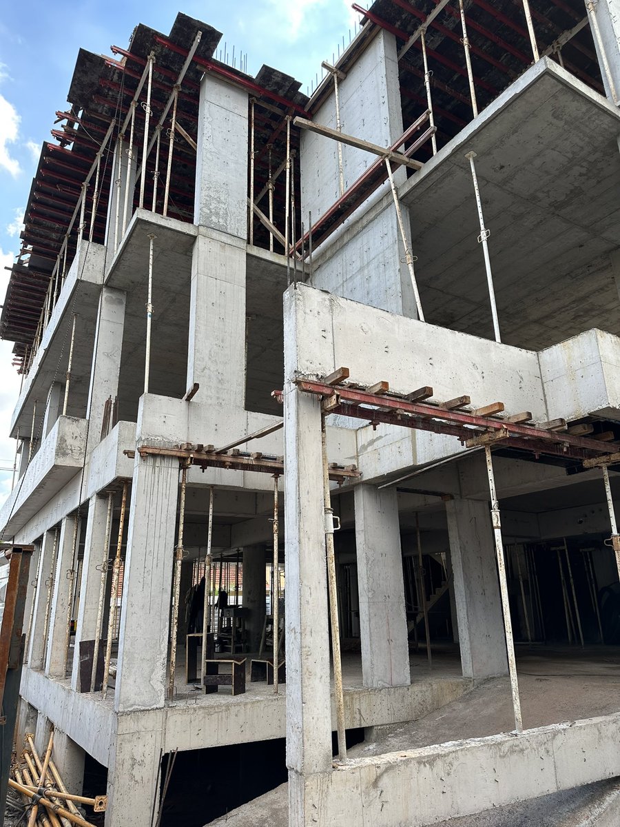 tavoayala's tweet photo. Hacer que las cosas sucedan, de eso se trata! Loft House Barceloneta 🏡 10/12 ✅ https://t.co/Uz06ULV1qq