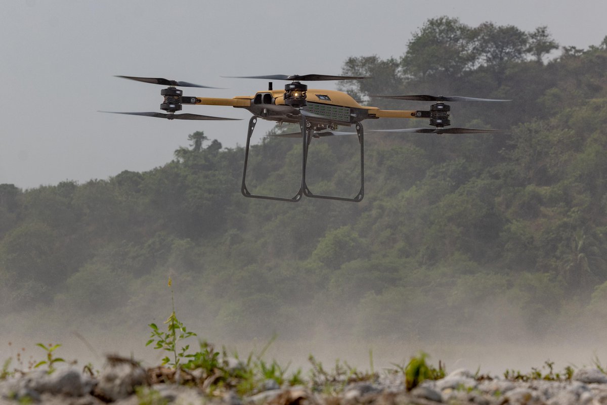 USMC's tweet photo. A #MarineCorps TRV-50 Tactical Resupply Unmanned Aircraft System (TRUAS) resupplies Marines in Cerab, Philippines, April 22.

TRUAS can carry a 150-pound payload up to 9 miles, providing rapid and automated aerial resupply to units operating in contested environments #Balikatan23 https://t.co/GC0eC0FFF1