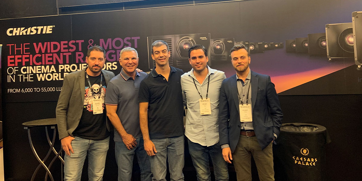 ChristieDigital's tweet photo. We’re proud to announce a Cinema Rental program with #OrionPC! This program will allow exhibitors in Brazil to acquire new Christie RGB pure laser projection technology at a fraction of the cost. Shout-out to #CINEFLIX for being the first customer to join. https://t.co/uirgR2bEcU https://t.co/d4j2afC7Nm