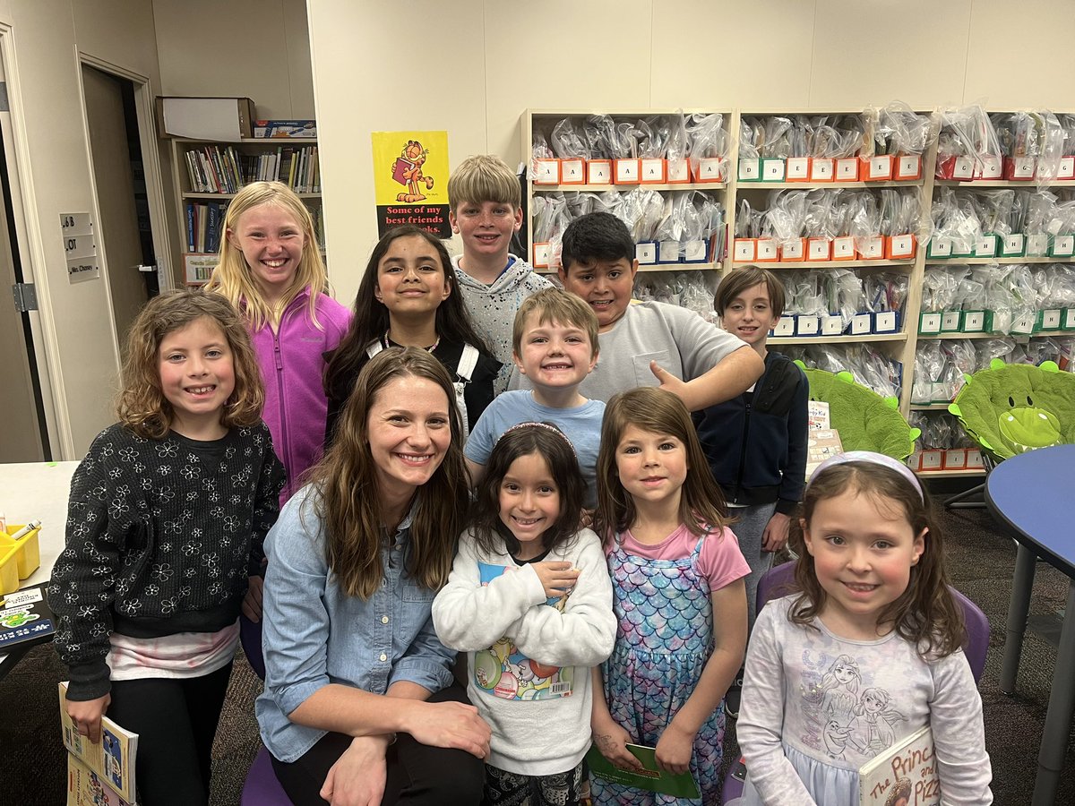 How is it already the last family group of the year!? Love this crew 🐊 #itsworthit