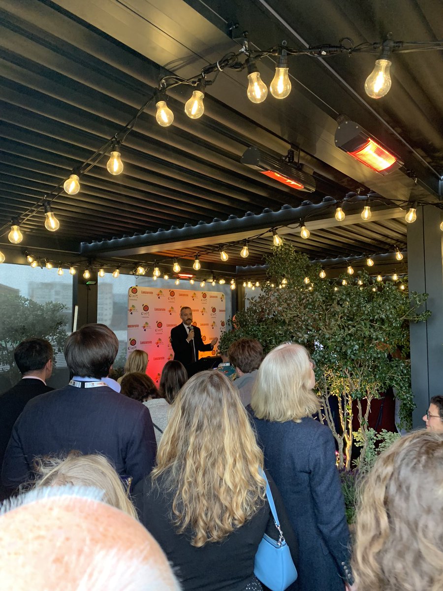 JessCochrane3's tweet photo. Well that’s a wrap on Spain’s inaugural Sustainability Day and Media Awards and what an exciting project to have been a part of.

Thank you to the panelists and attendees and congratulations to the winners and runner-ups!

#SpainSustainabilityDay https://t.co/6NCTKQ2RqC