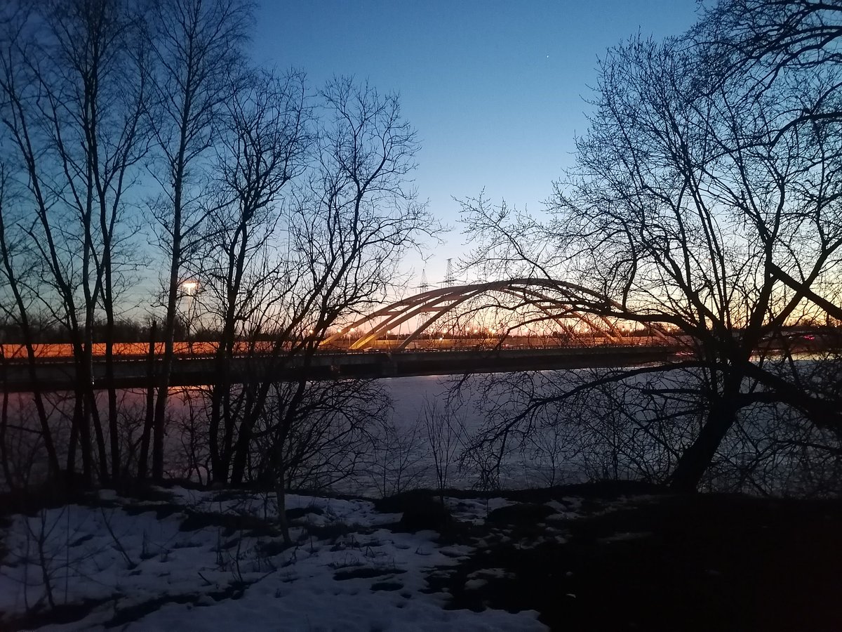 #подмостовье