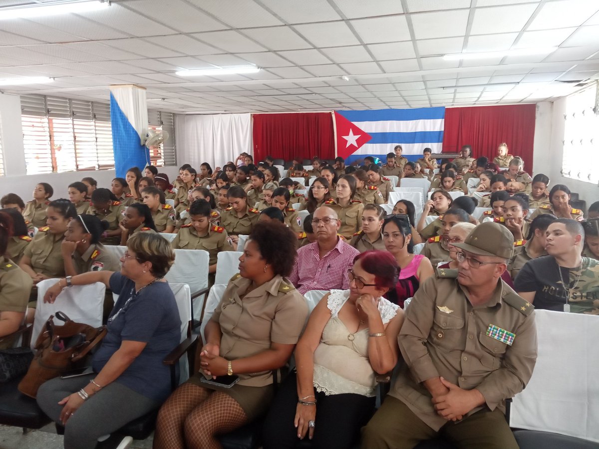 La EMCC VC, sede de evento de la Asociación de base de la Unión de Informáticos de Cuba en la RM VC, se exponen trabajos realizados por camilitas en interés del proceso docente educativo, la formación vocacional y el estudio de personalidades históricas.
#MujeresValiosas
