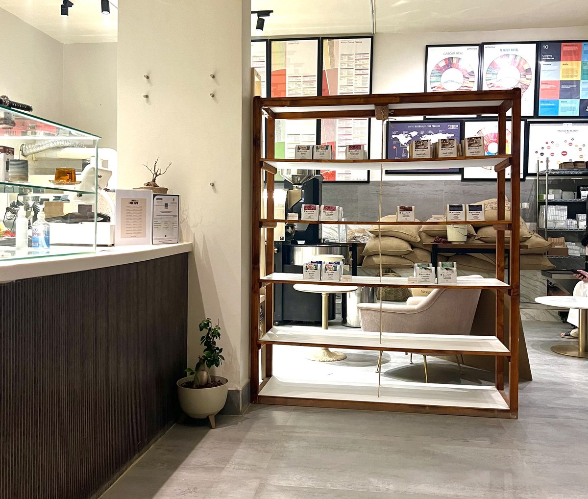 نافذة الرياض ♥️ tweet media