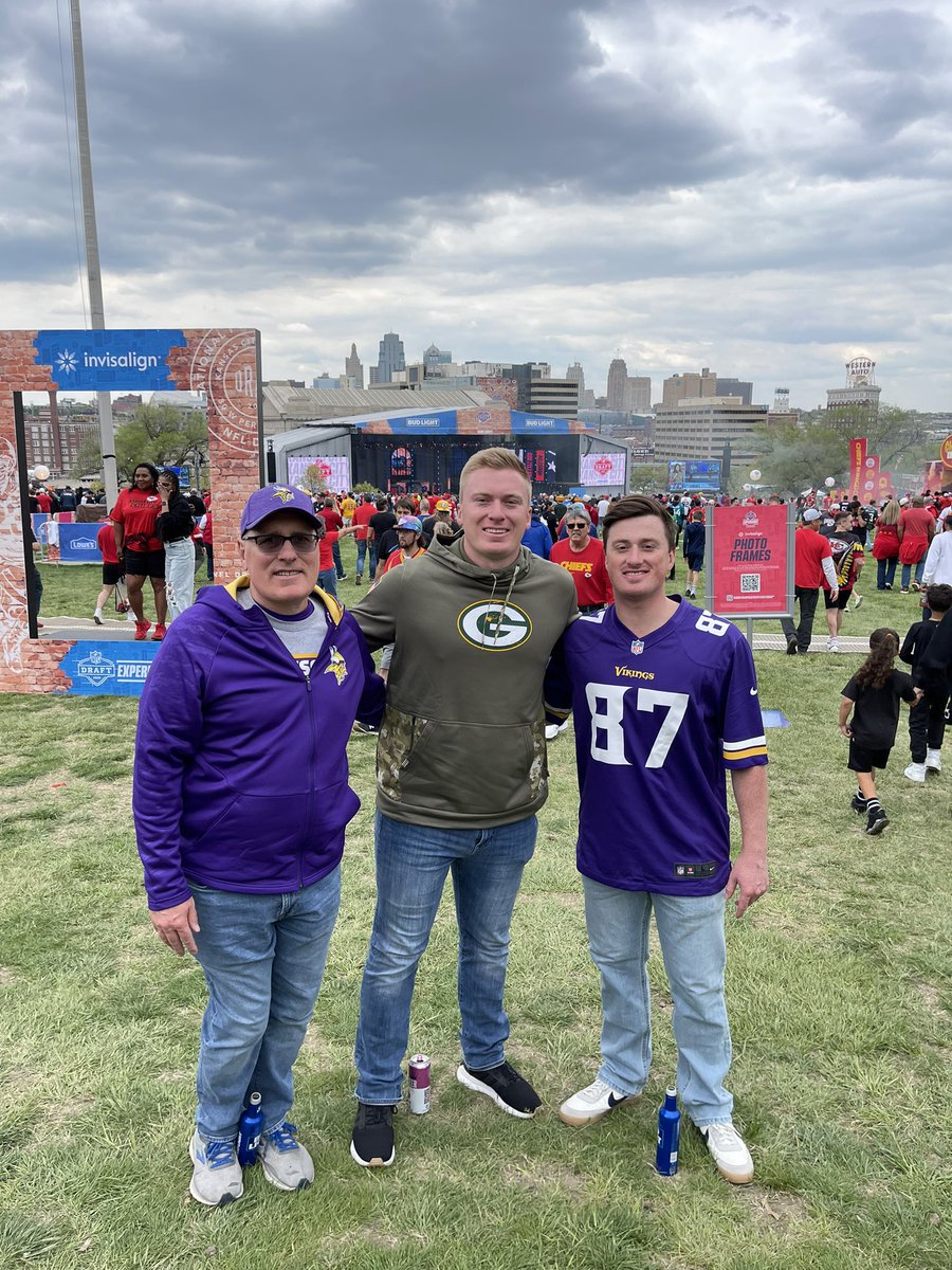 If the Vikings or Packers trade out of the first round <a href="/ChrisTheFish123/">Chris Fisher</a> <a href="/nick_fisher22/">Nick Fisher</a> and myself will be very pissed. #NFLDraft #skol